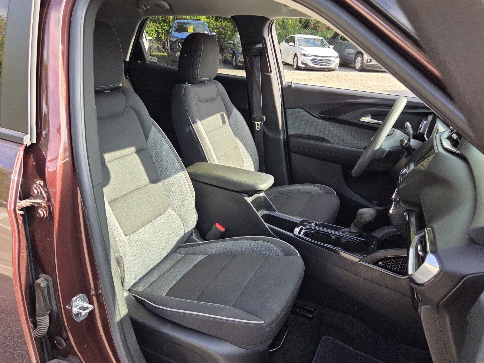 Certified 2023 Chevrolet TrailBlazer LT FWD image 23