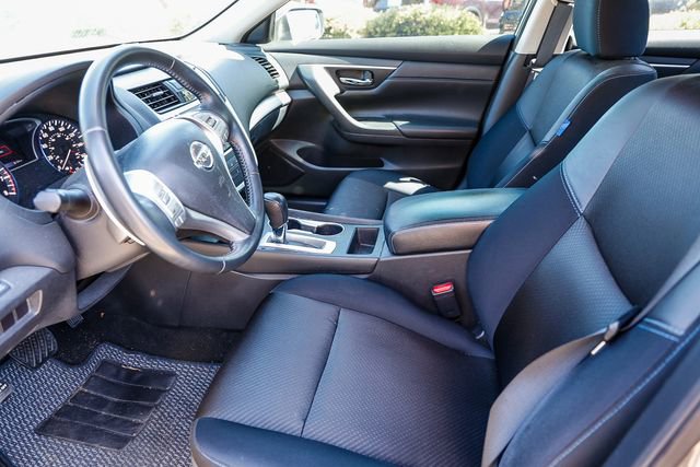 Used 2016 Nissan Altima 2.5 SR FWD image 17