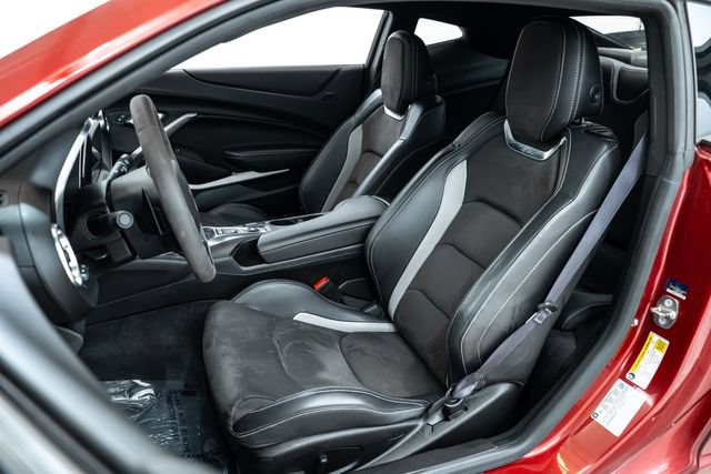Used 2017 Chevrolet Camaro SS RWD image 18