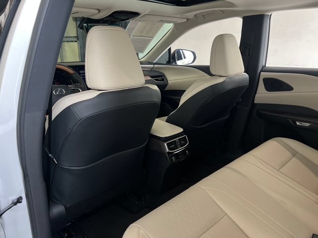 Used 2024 Lexus RX 350 Premium Plus w/ Convenience Package FWD image 34