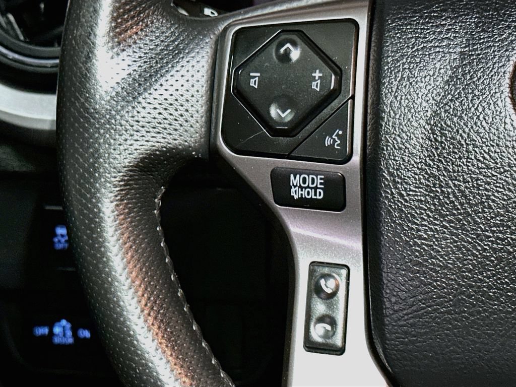 Used 2023 Toyota Tacoma SR5 w/ Black Out Package (TMS) AWD/4WD image 28