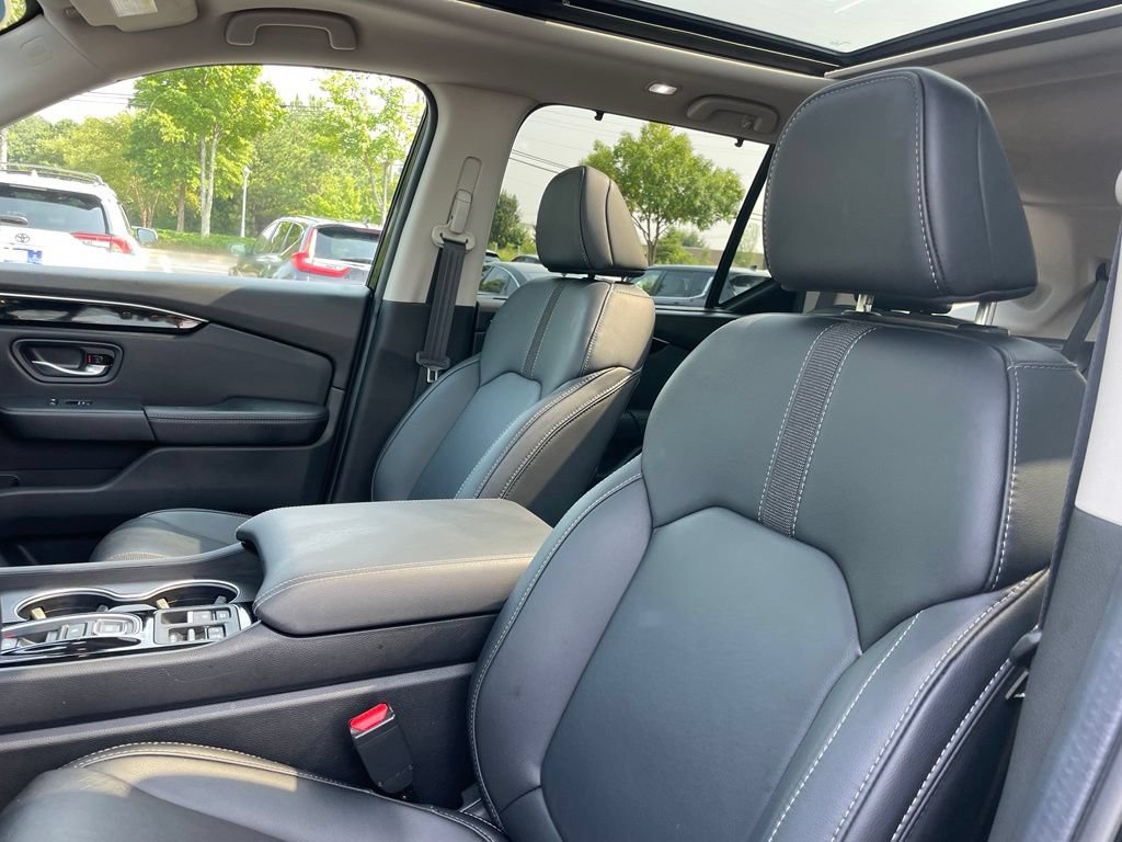 Certified 2025 Honda Pilot Touring image 26