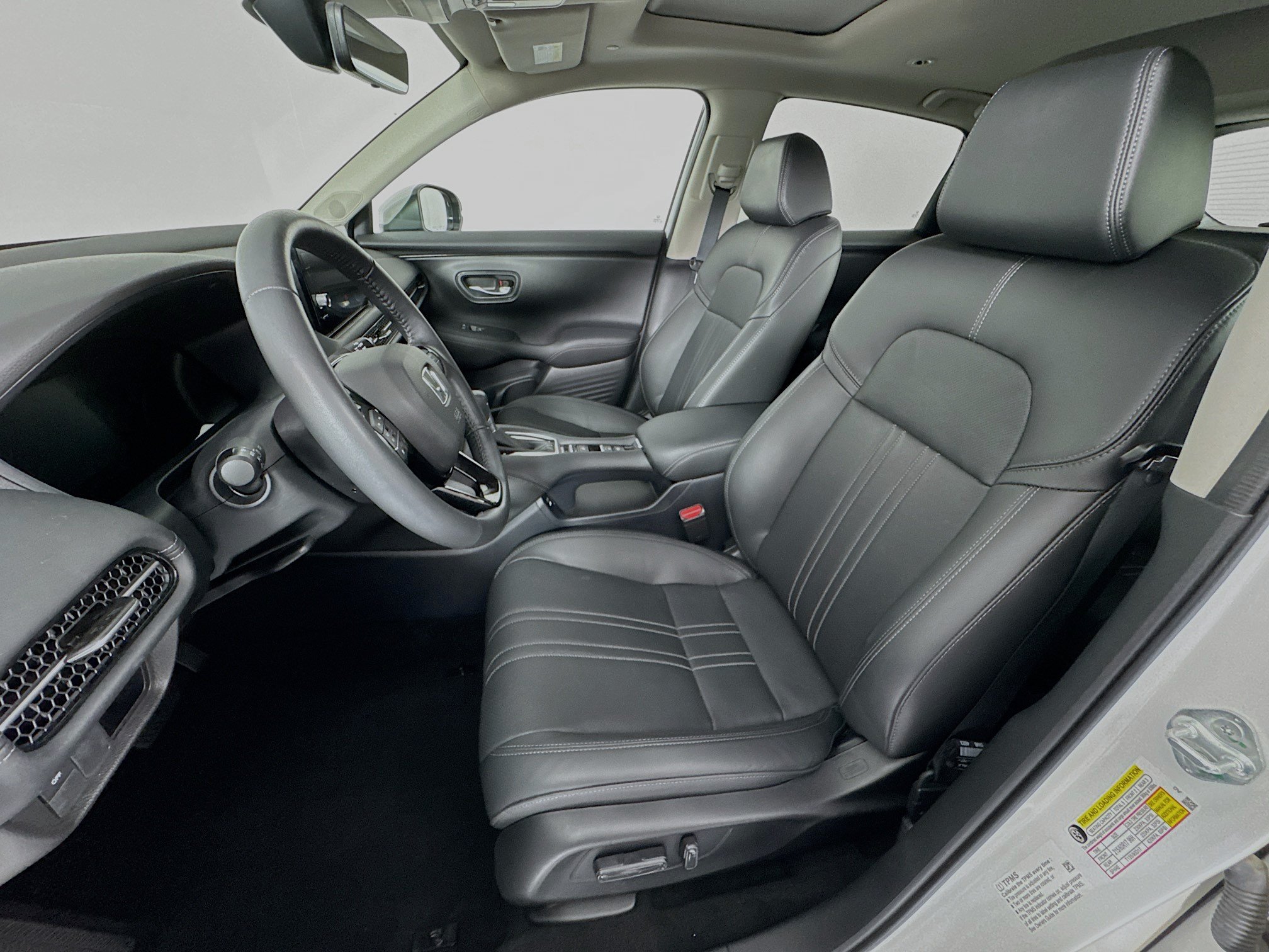 Certified 2024 Honda HR-V EX-L image 20