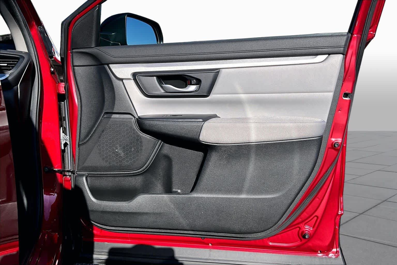 Used 2021 Honda CR-V LX image 23