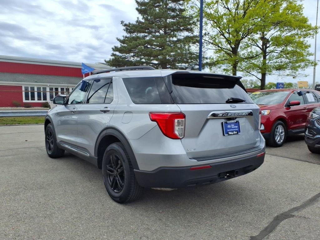Certified 2022 Ford Explorer XLT w/ Class IV Trailer Tow Package AWD/4WD image 8
