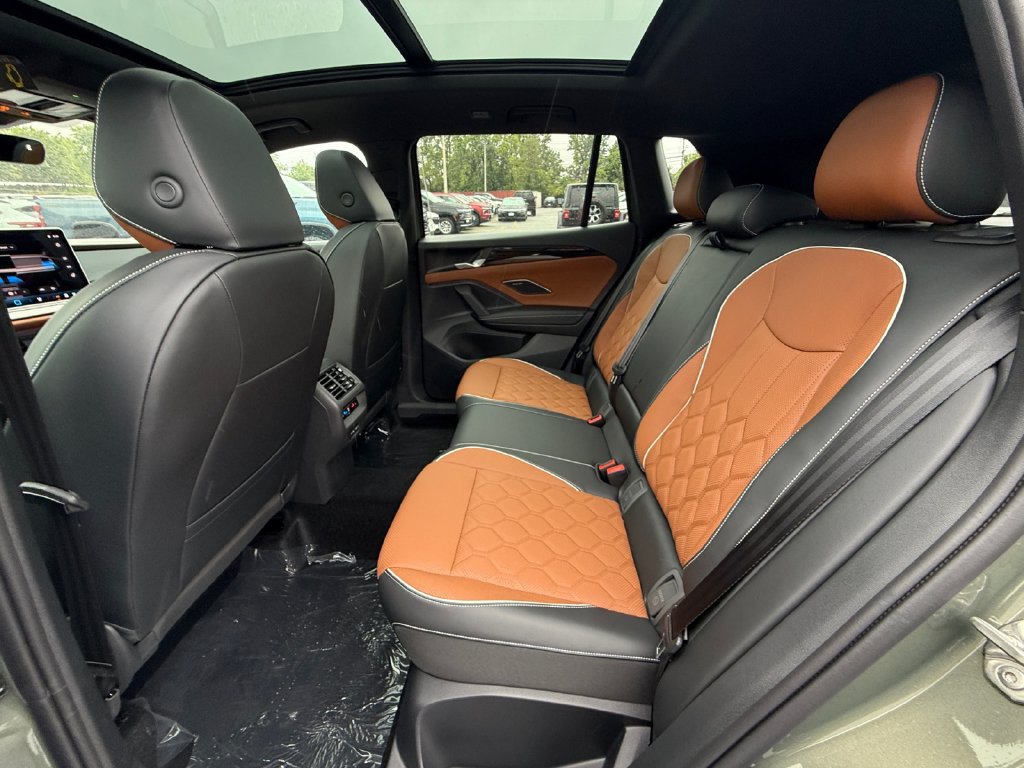 New 2026 Volkswagen Tiguan SEL R-Line AWD/4WD image 26