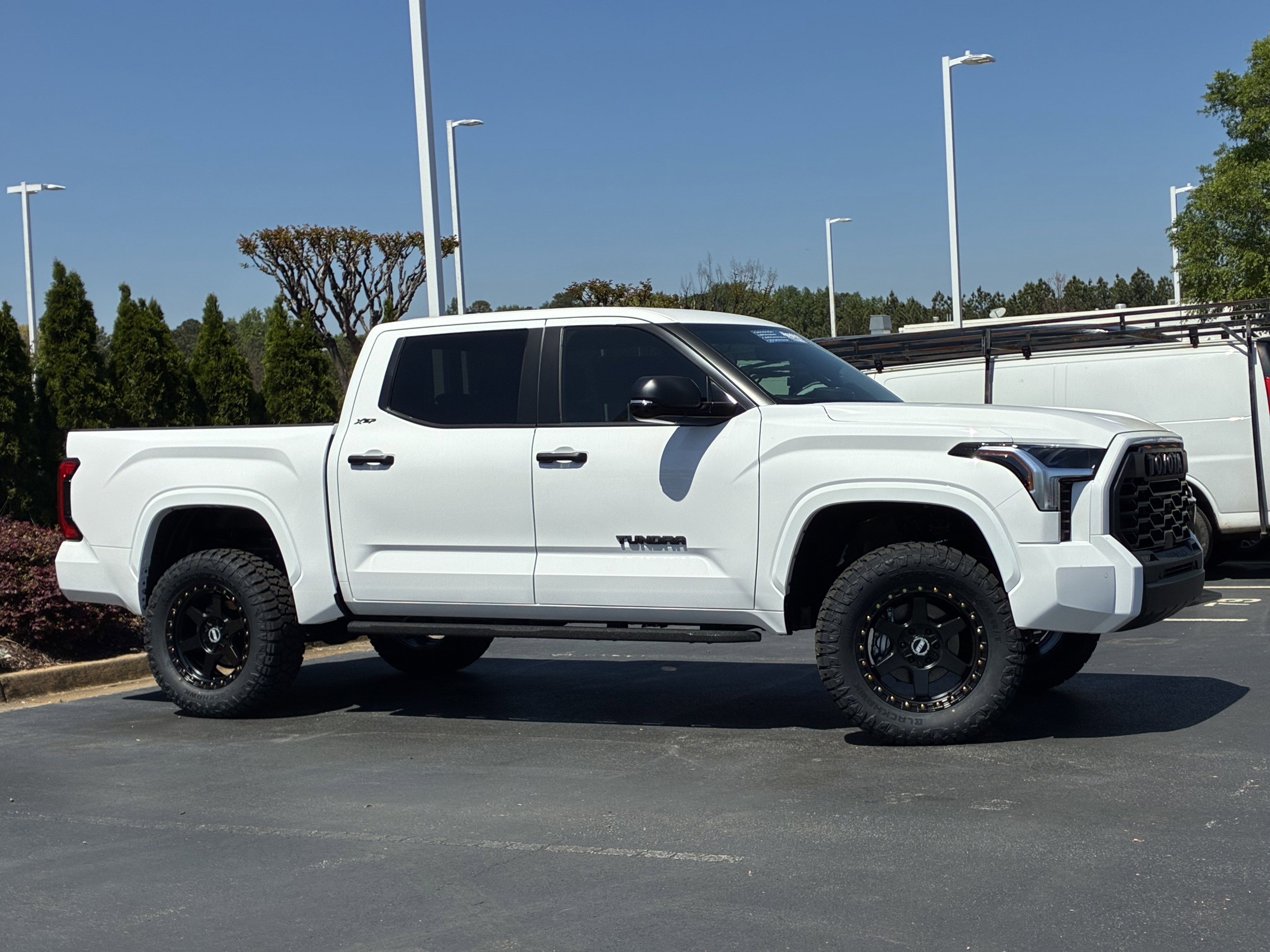 Used 2026 Toyota Tundra SR5 w/ SR5 Convenience Package AWD/4WD image 3