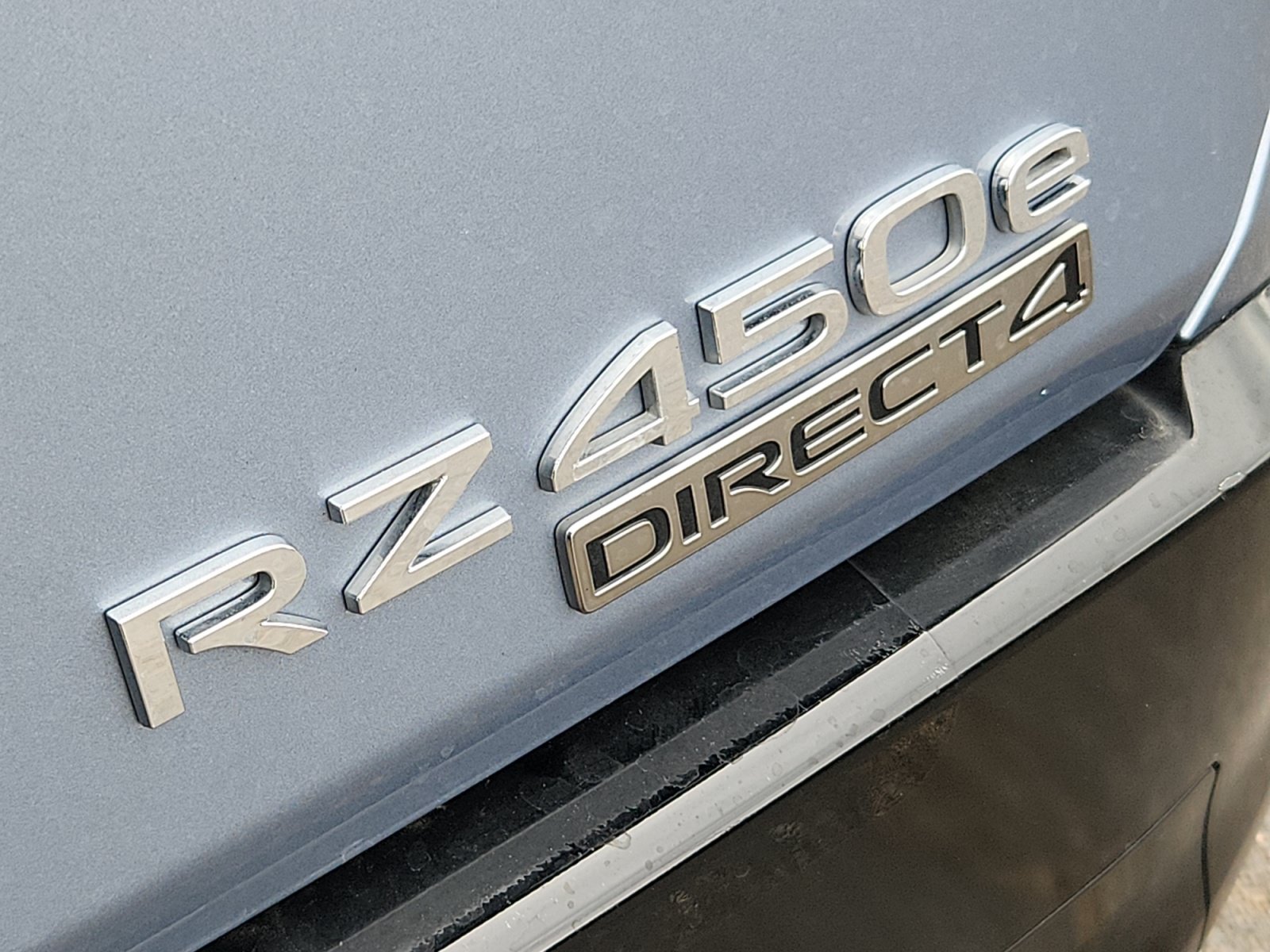 Used 2023 Lexus RZ 450e Premium w/ Cold Area Package AWD/4WD image 23