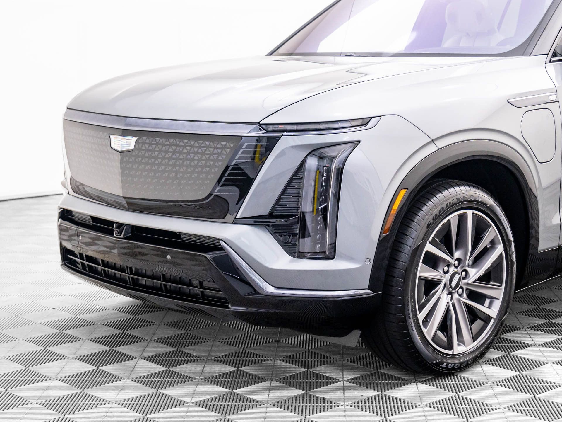 New 2026 Cadillac Vistiq Sport w/ LPO, Floor Liner Package image 36