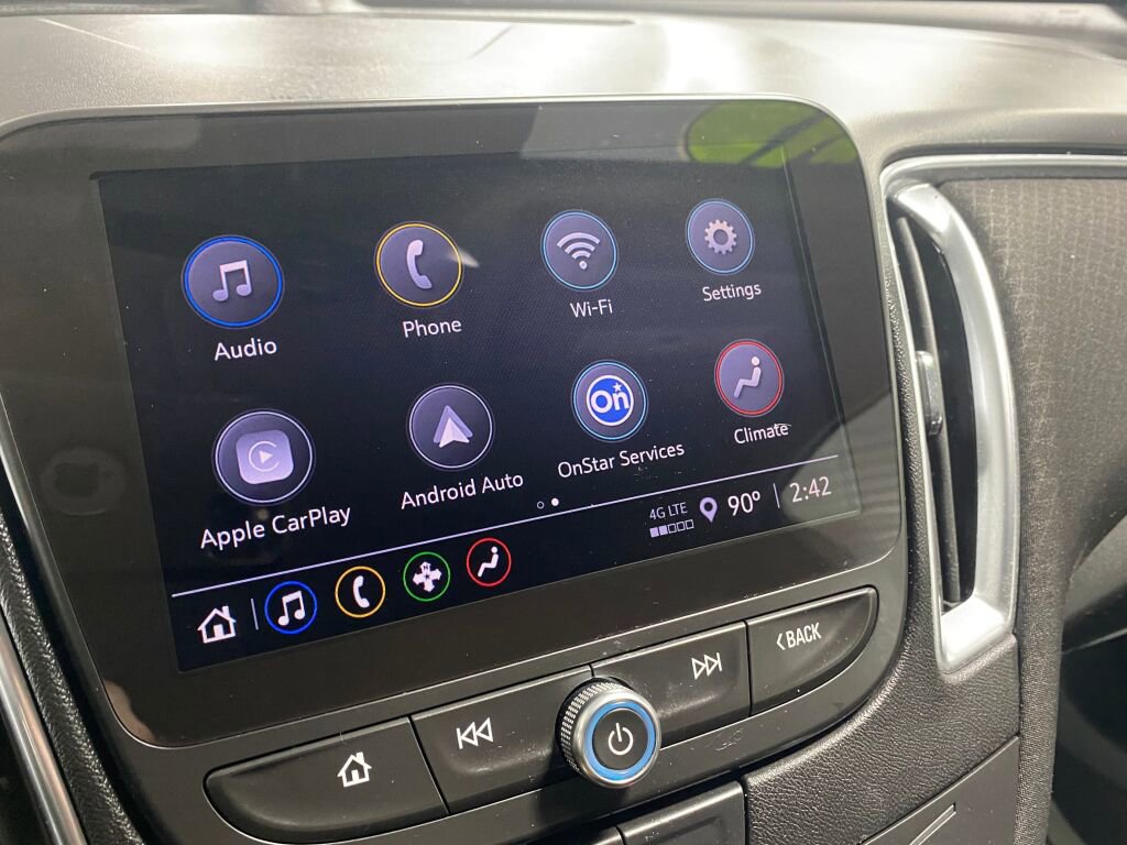 Used 2021 Chevrolet Malibu LT image 9