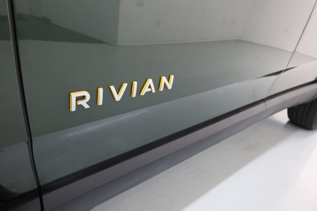 Used 2023 Rivian R1S Adventure AWD/4WD image 64