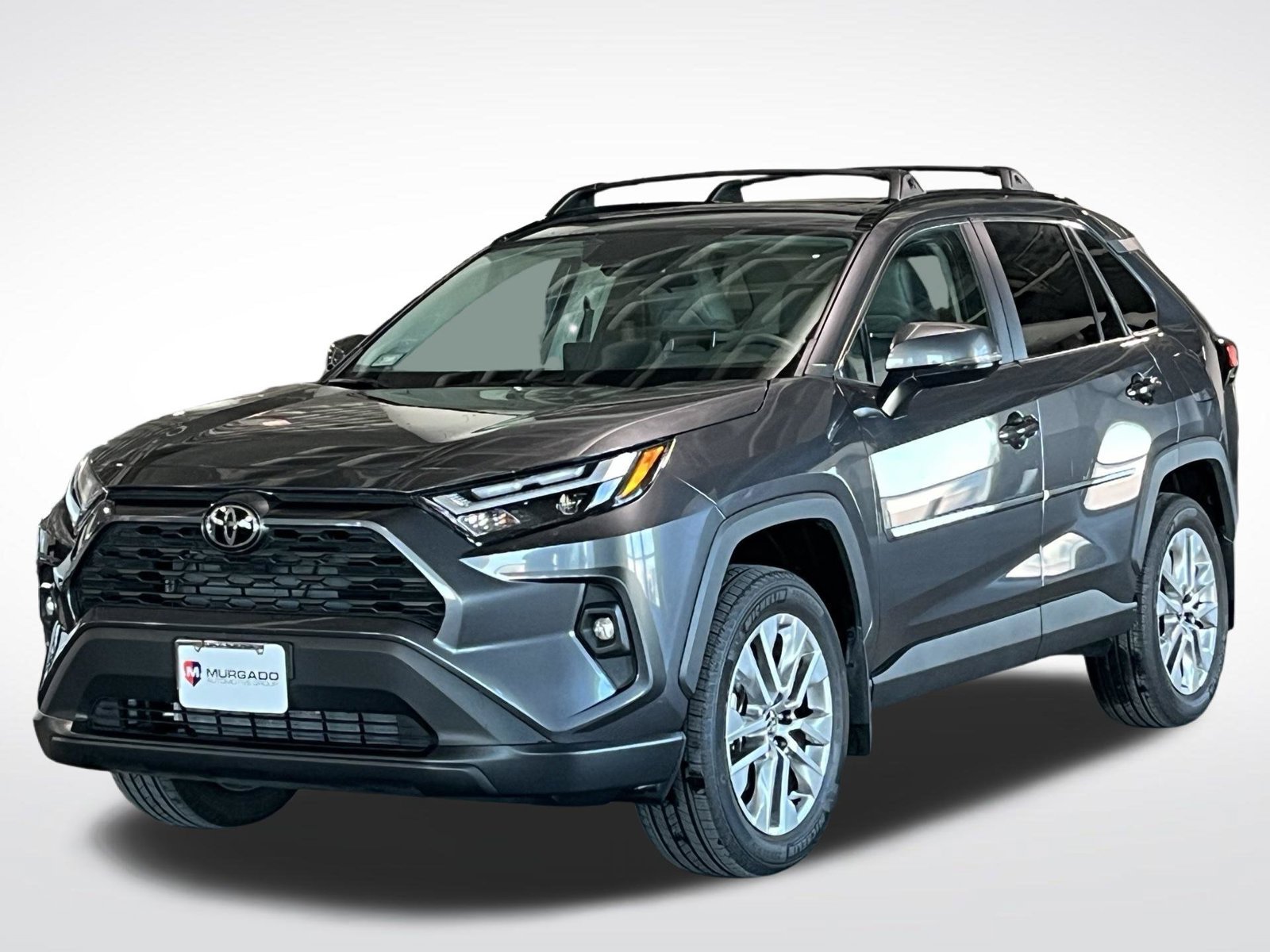 Used 2025 Toyota RAV4 XLE Premium w/ Weather Package AWD/4WD image 4