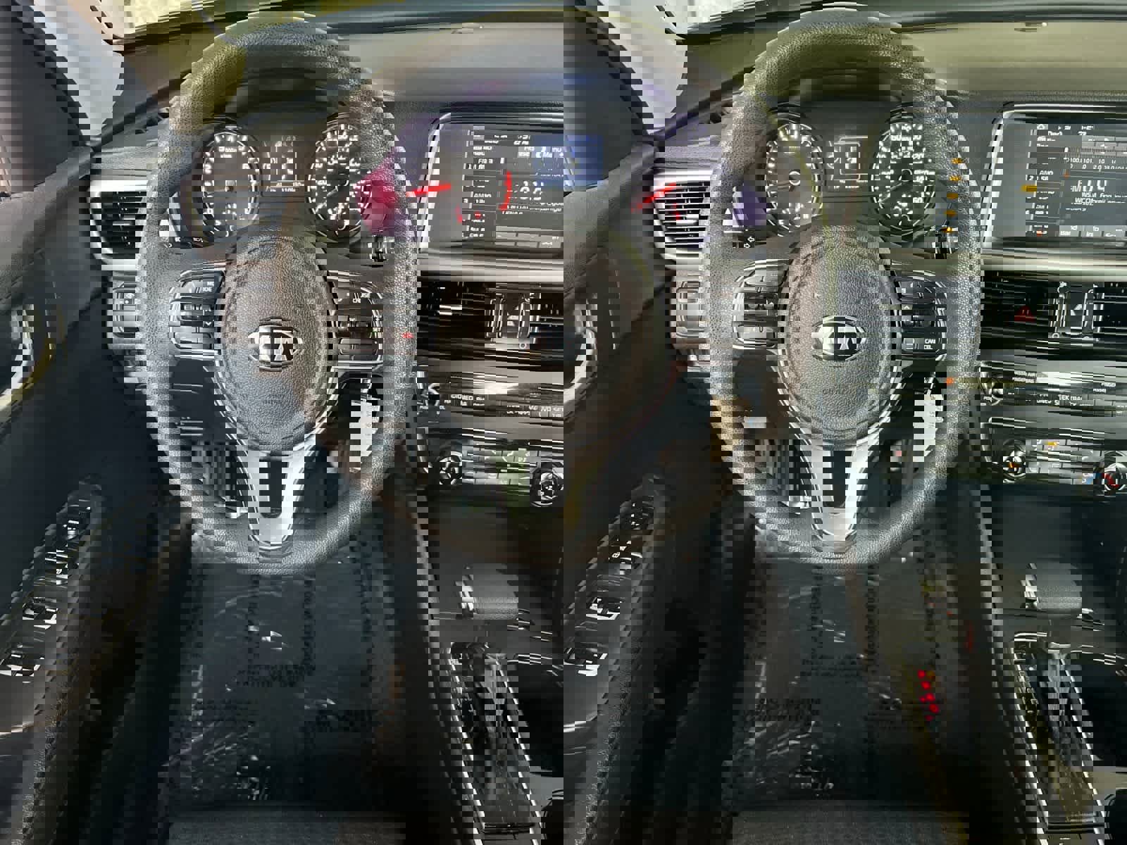 Used 2018 Kia Optima LX image 14