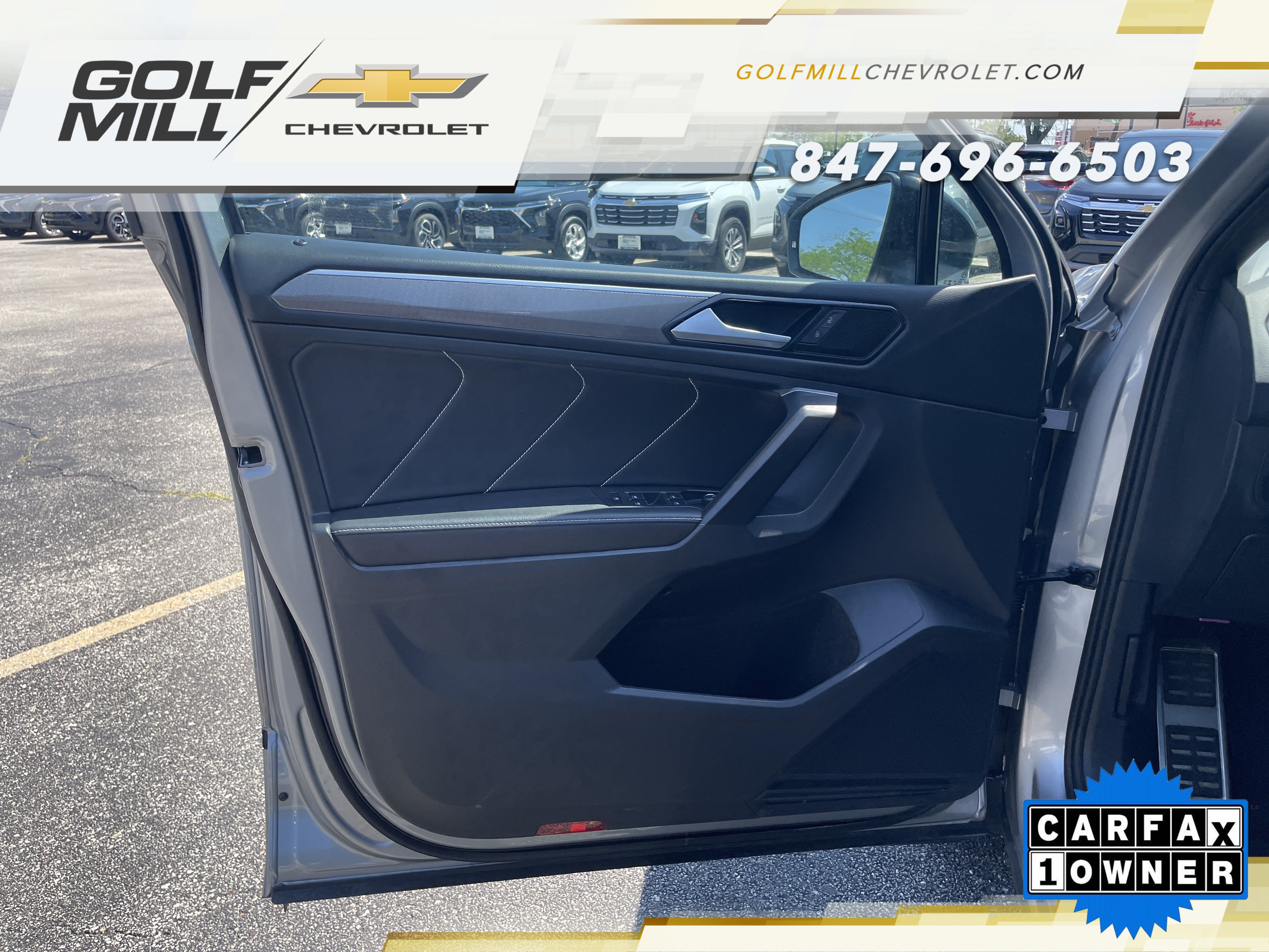Used 2023 Volkswagen Tiguan SE R-Line FWD image 13