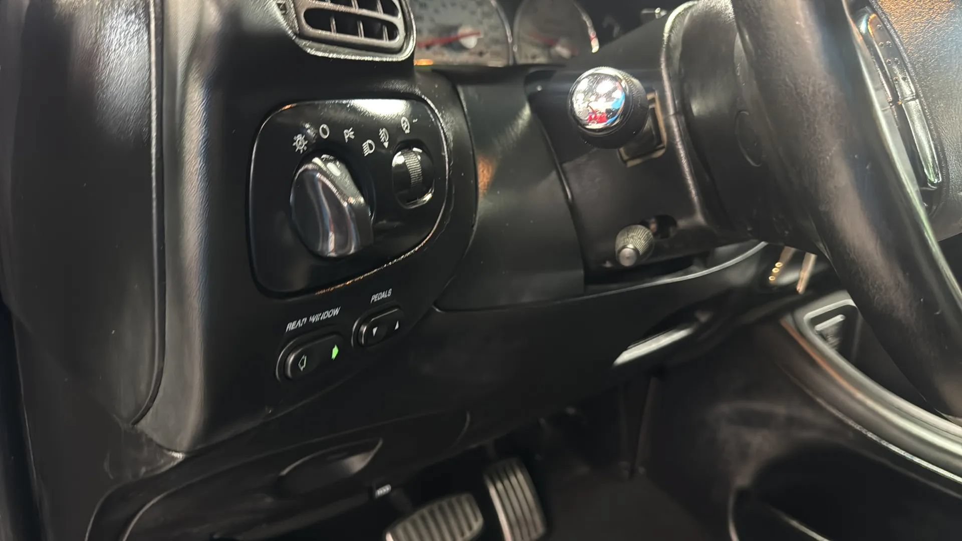 Used 2003 Ford F150 Harley-Davidson RWD image 25