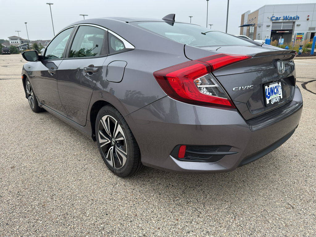 Used 2018 Honda Civic EX-T image 3