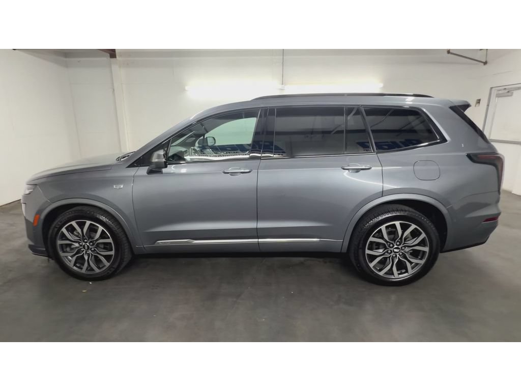 Used 2021 Cadillac XT6 Sport AWD/4WD image 5
