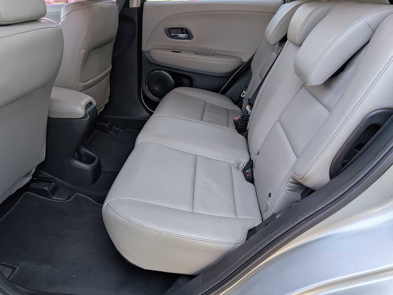 Used 2016 Honda HR-V EX-L image 17