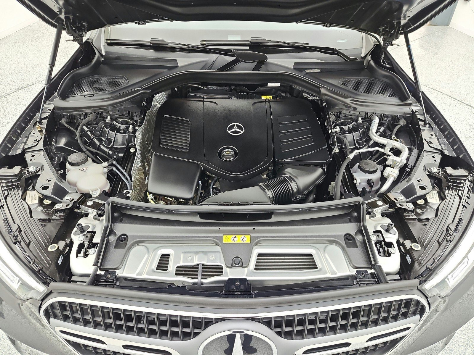Certified 2026 Mercedes-Benz GLC 300 image 14