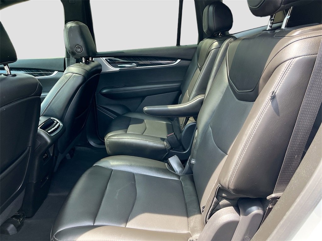 Used 2022 Cadillac XT6 Premium Luxury image 26