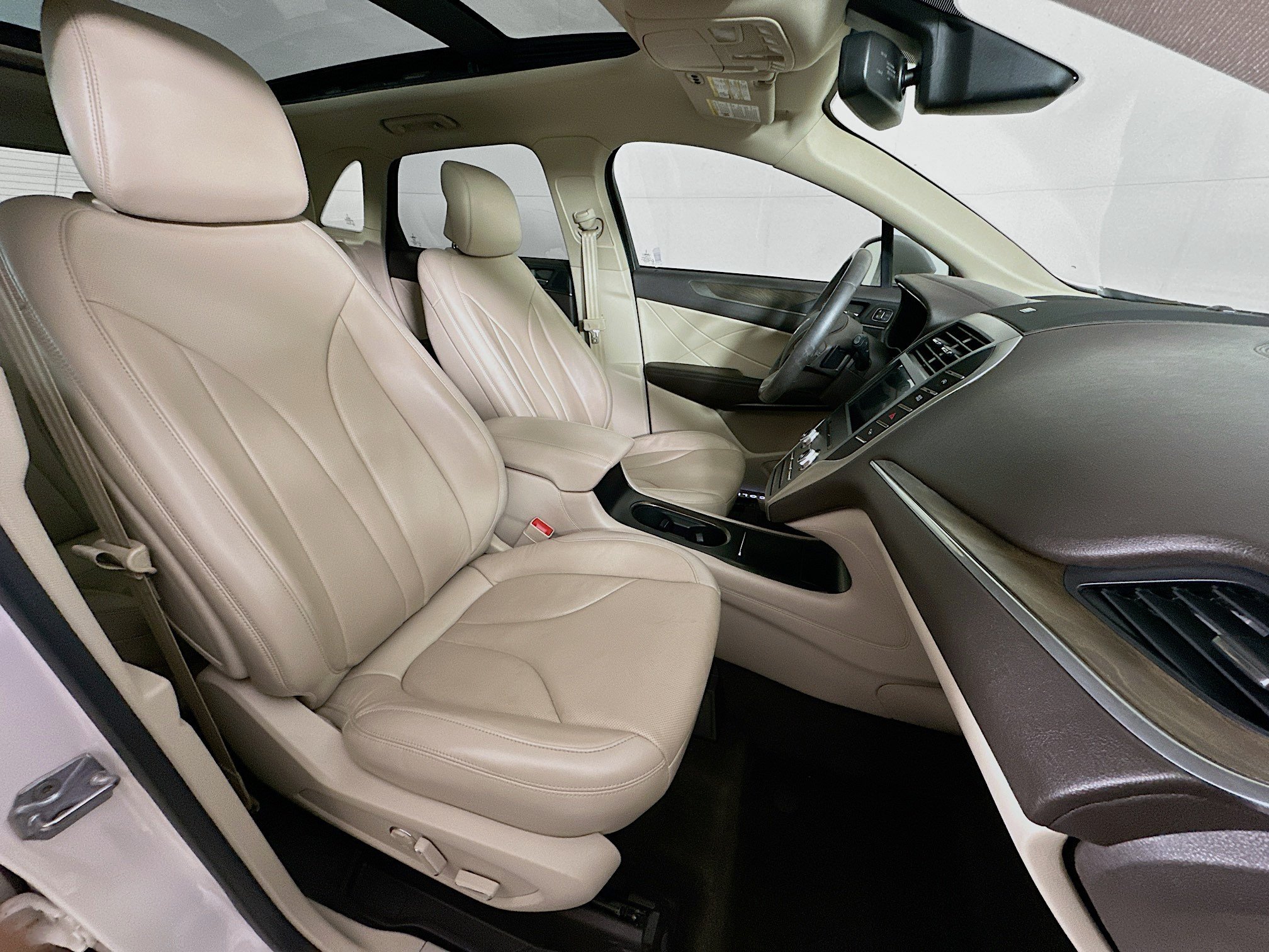 Used 2019 Lincoln MKC Reserve w/ MKC Technology Package FWD image 32