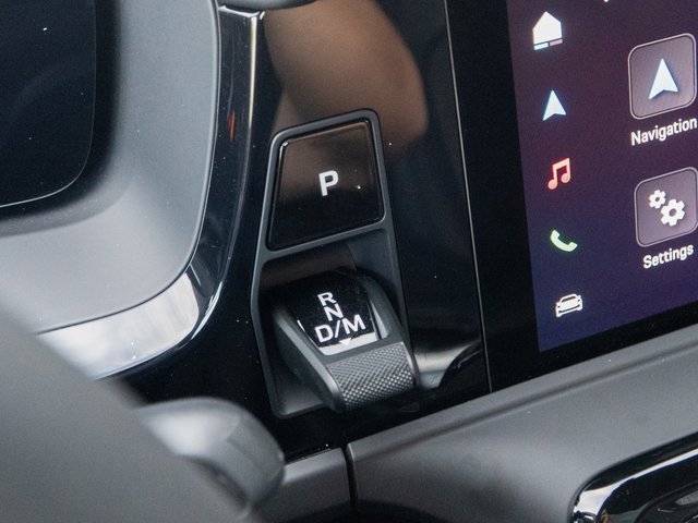 Certified 2025 Porsche Panamera GTS image 27