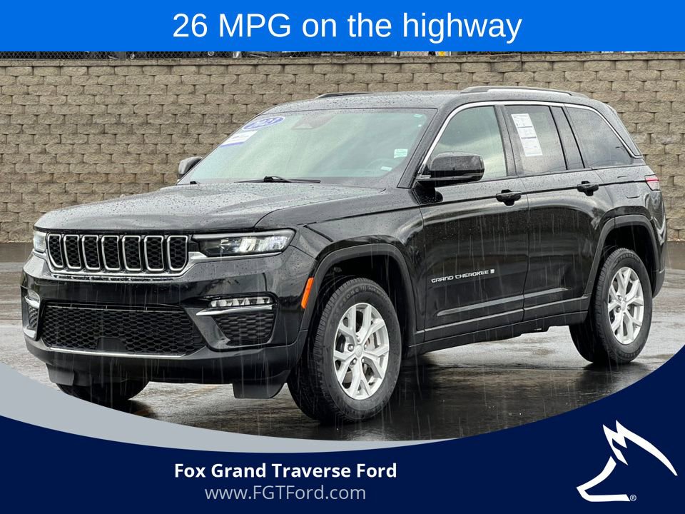 Used 2023 Jeep Grand Cherokee Limited AWD/4WD image 1