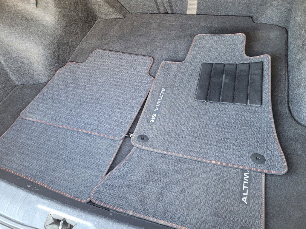 Used 2023 Nissan Altima 2.5 SR image 18