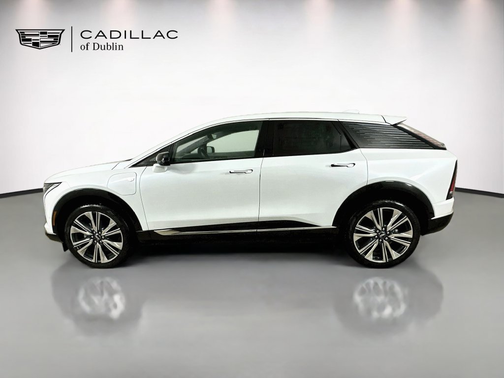 New 2027 Cadillac Optiq Premium Luxury w/ LPO, Floor Liner Package AWD/4WD image 8