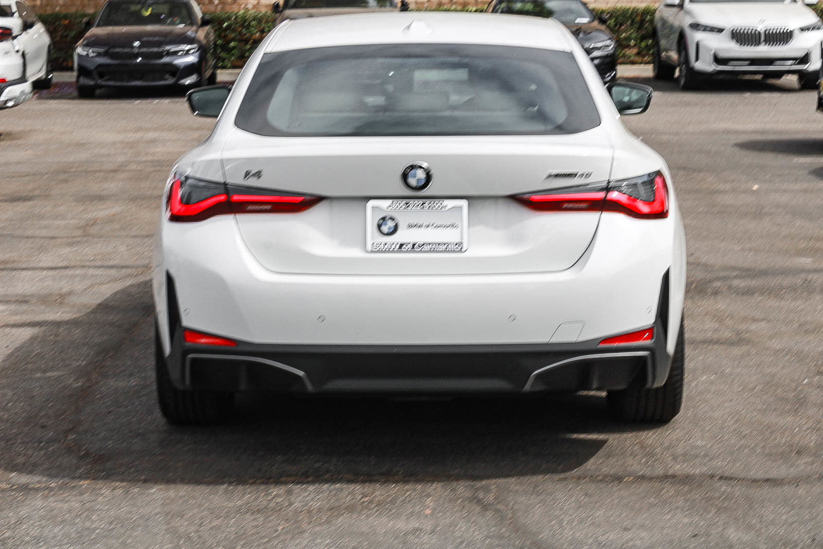 New 2026 BMW i4 xDrive40i AWD/4WD image 5