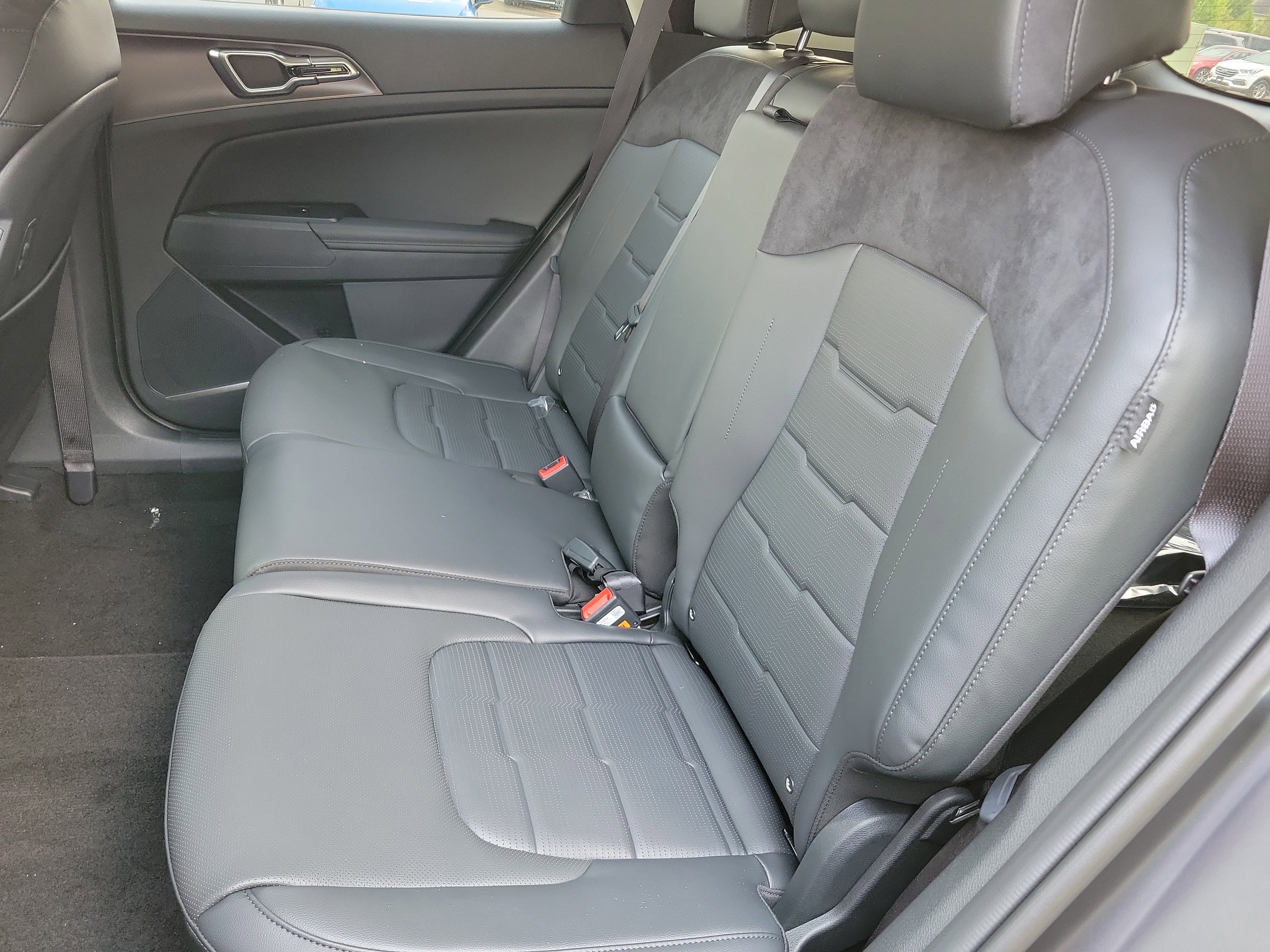 New 2026 Kia Sportage SX image 7