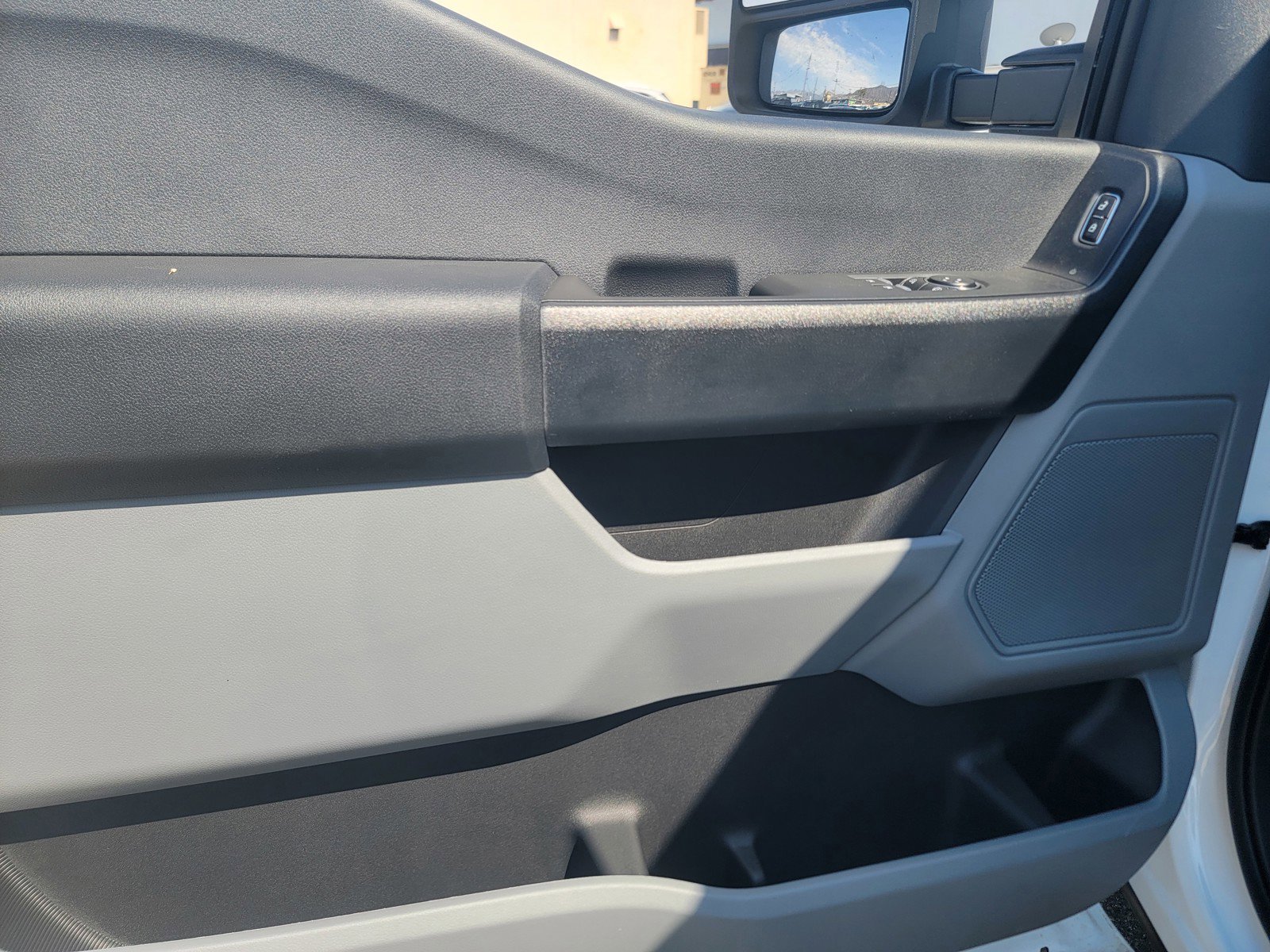 New 2025 Ford F350 XL w/ XL Chrome Package RWD image 8