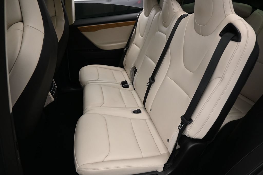 Used 2018 Tesla Model X 75D AWD/4WD image 28