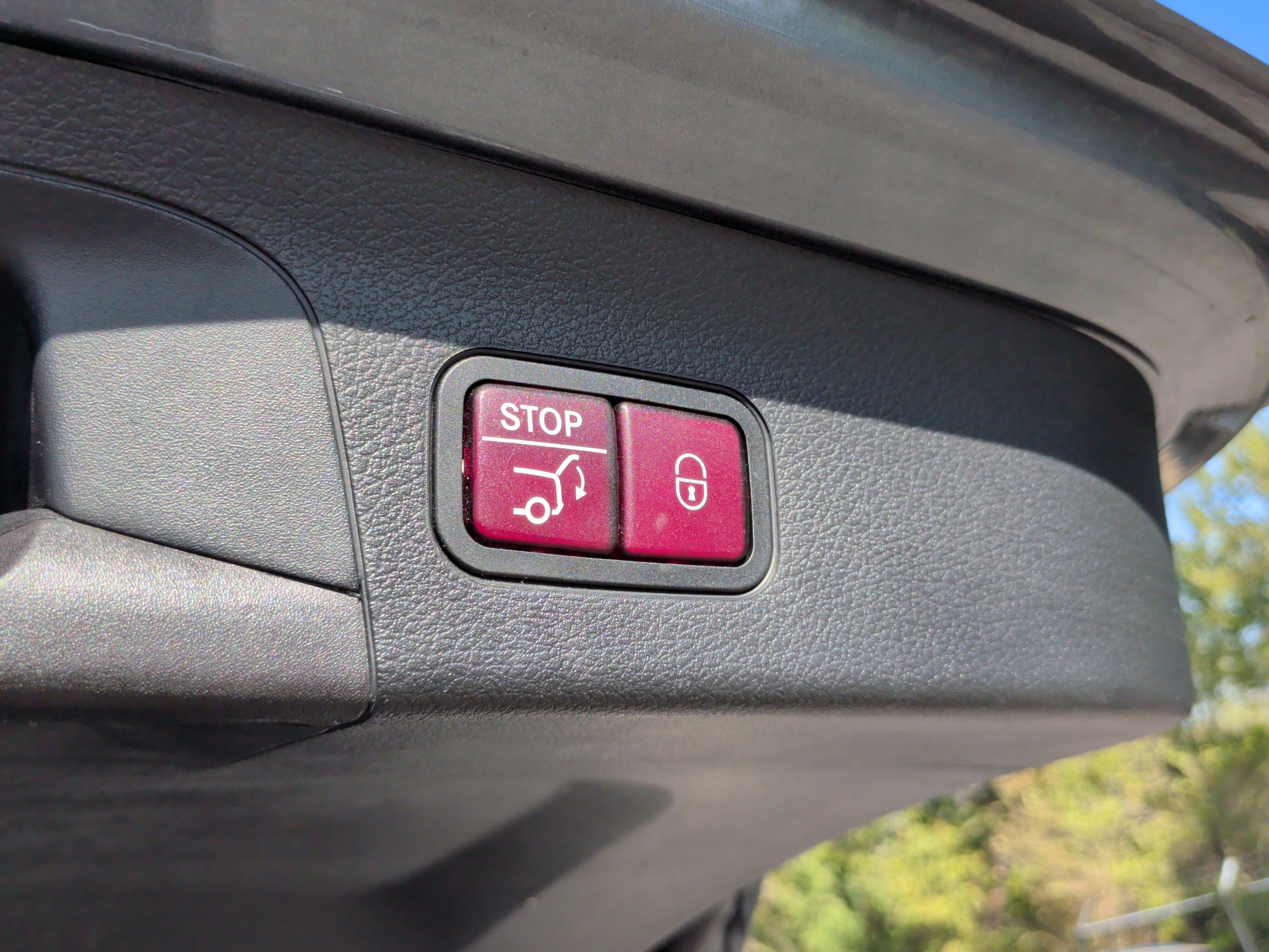 Used 2020 Mercedes-Benz GLS 450 4MATIC image 43