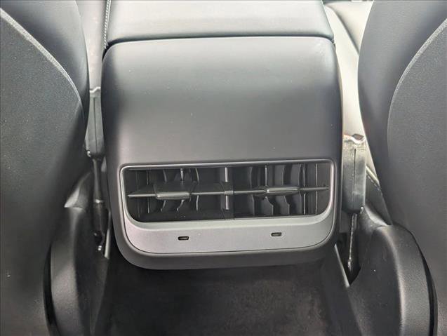 Used 2025 Tesla Model Y Performance AWD/4WD image 15