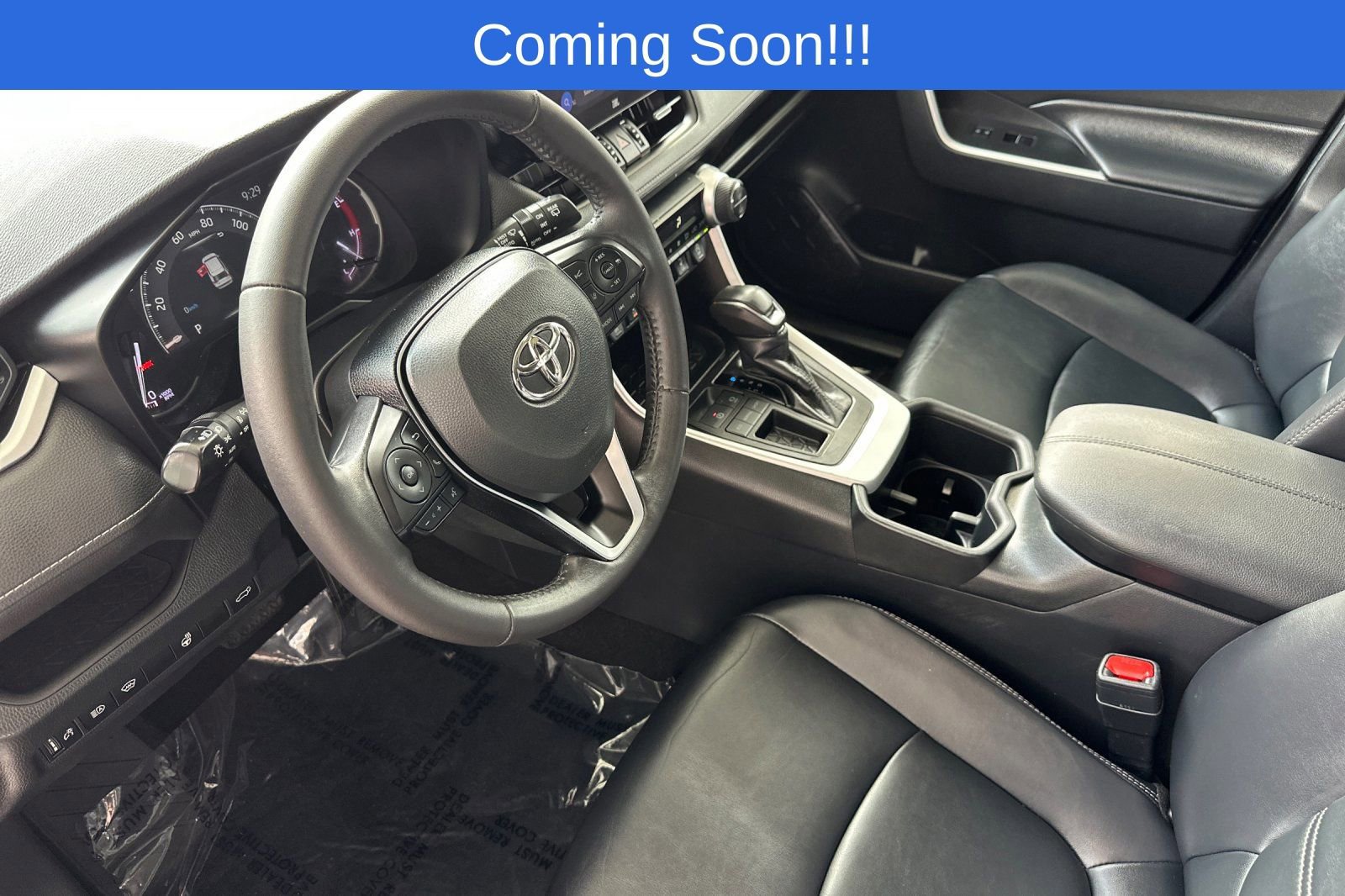 Used 2023 Toyota RAV4 XLE Premium FWD image 10