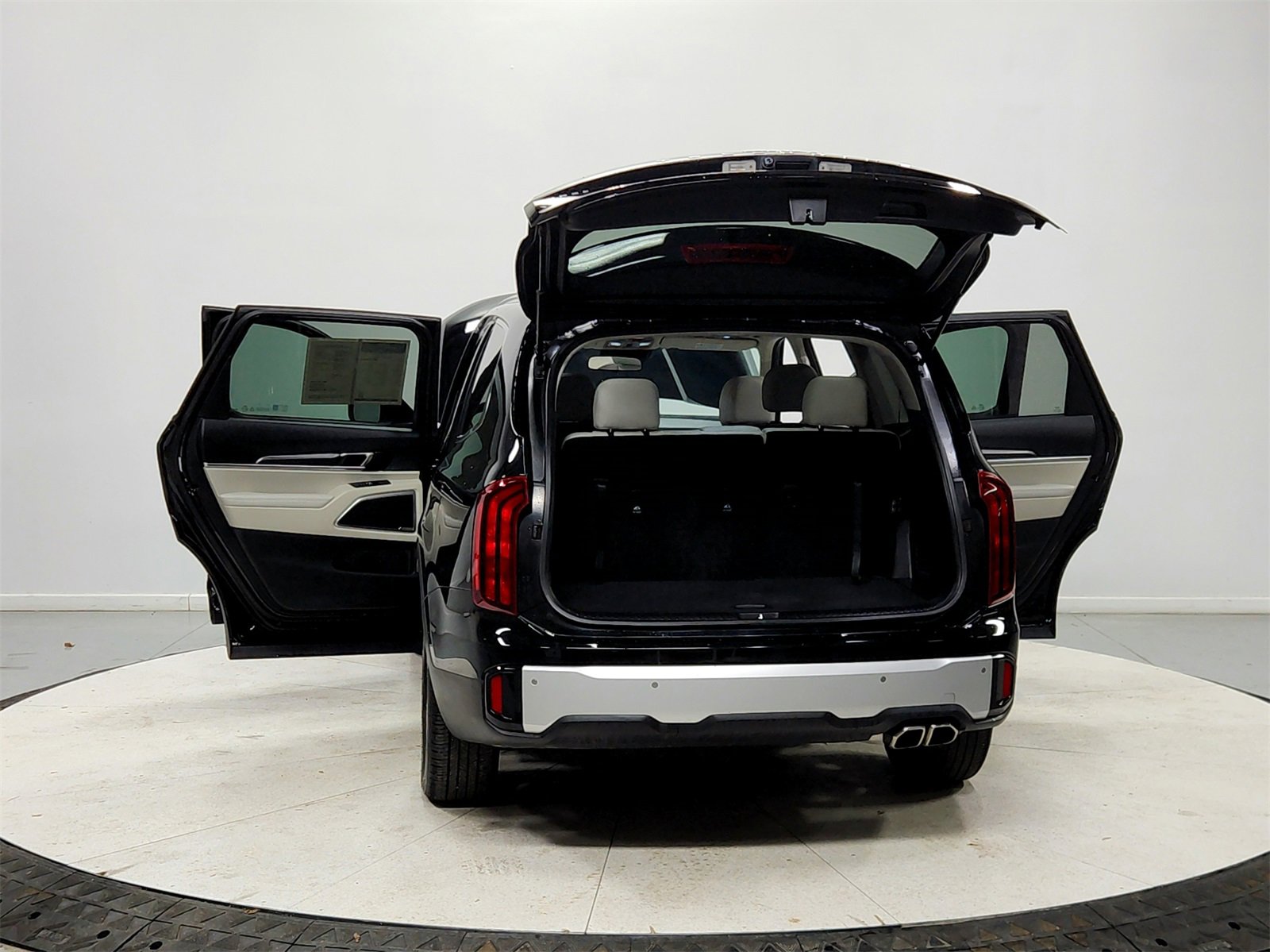 Used 2024 Kia Telluride S w/ S Sunroof Package image 14