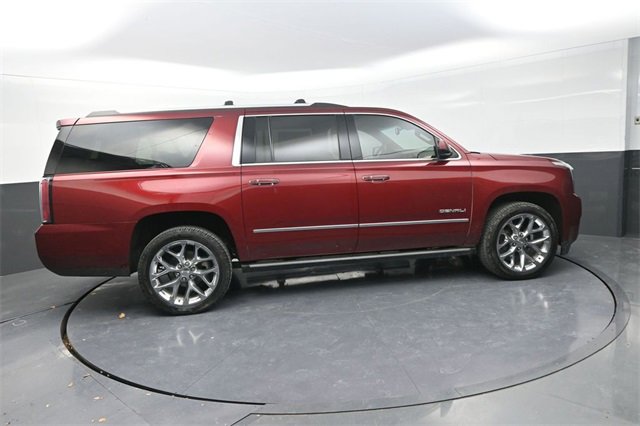Used 2020 GMC Yukon XL Denali w/ Denali Ultimate Package image 8
