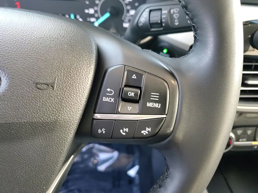 Used 2022 Ford Escape SE w/ Convenience Package image 18