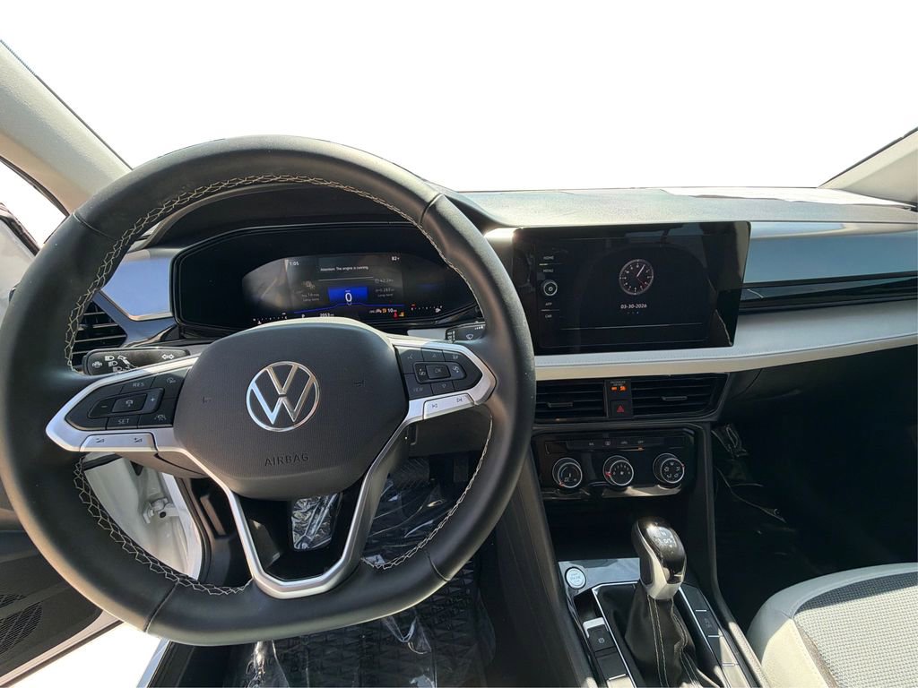 Used 2025 Volkswagen Taos S w/ Taos MDO Package image 28