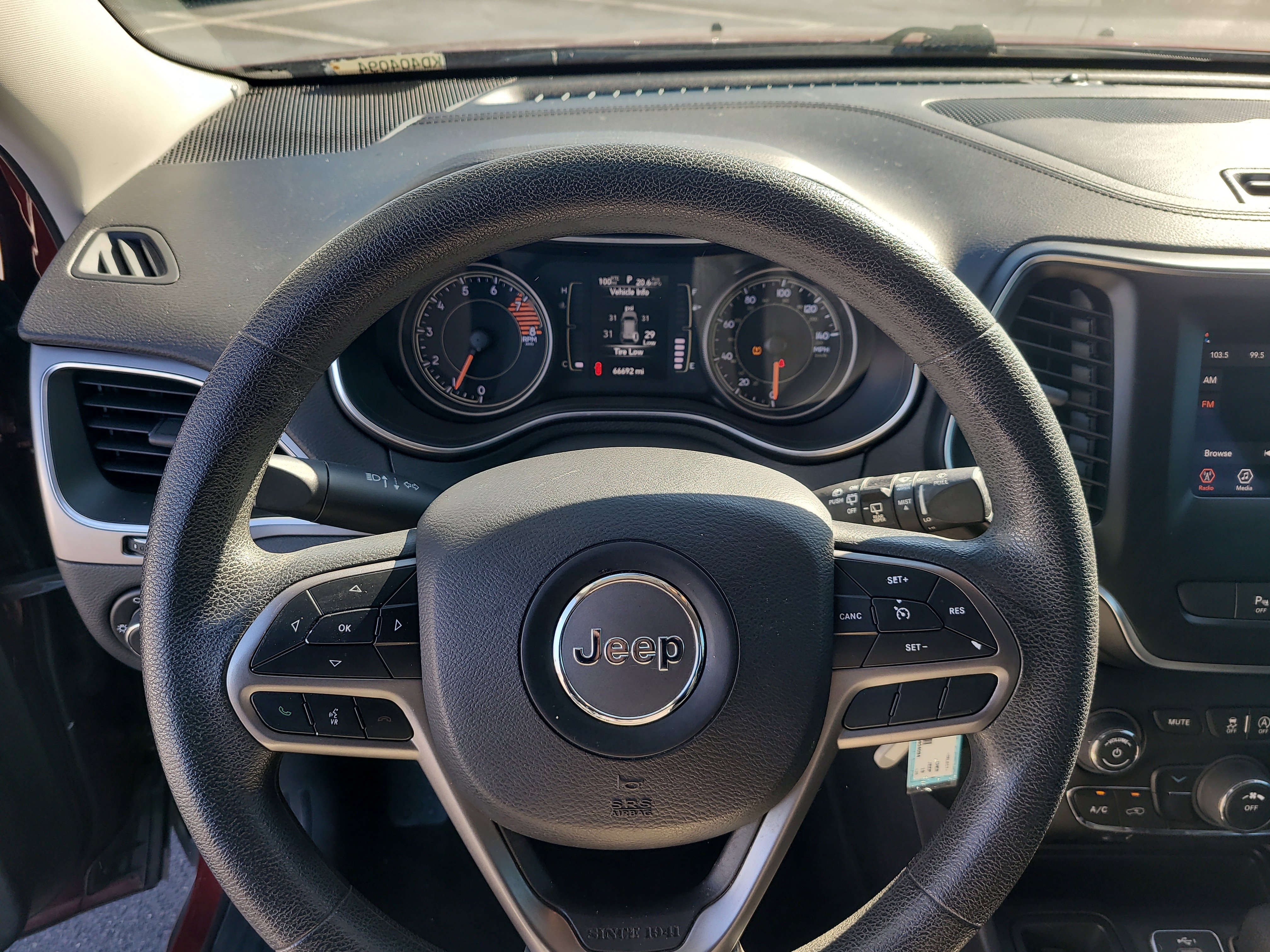 Used 2019 Jeep Cherokee Latitude w/ Popular Appearance Group image 26