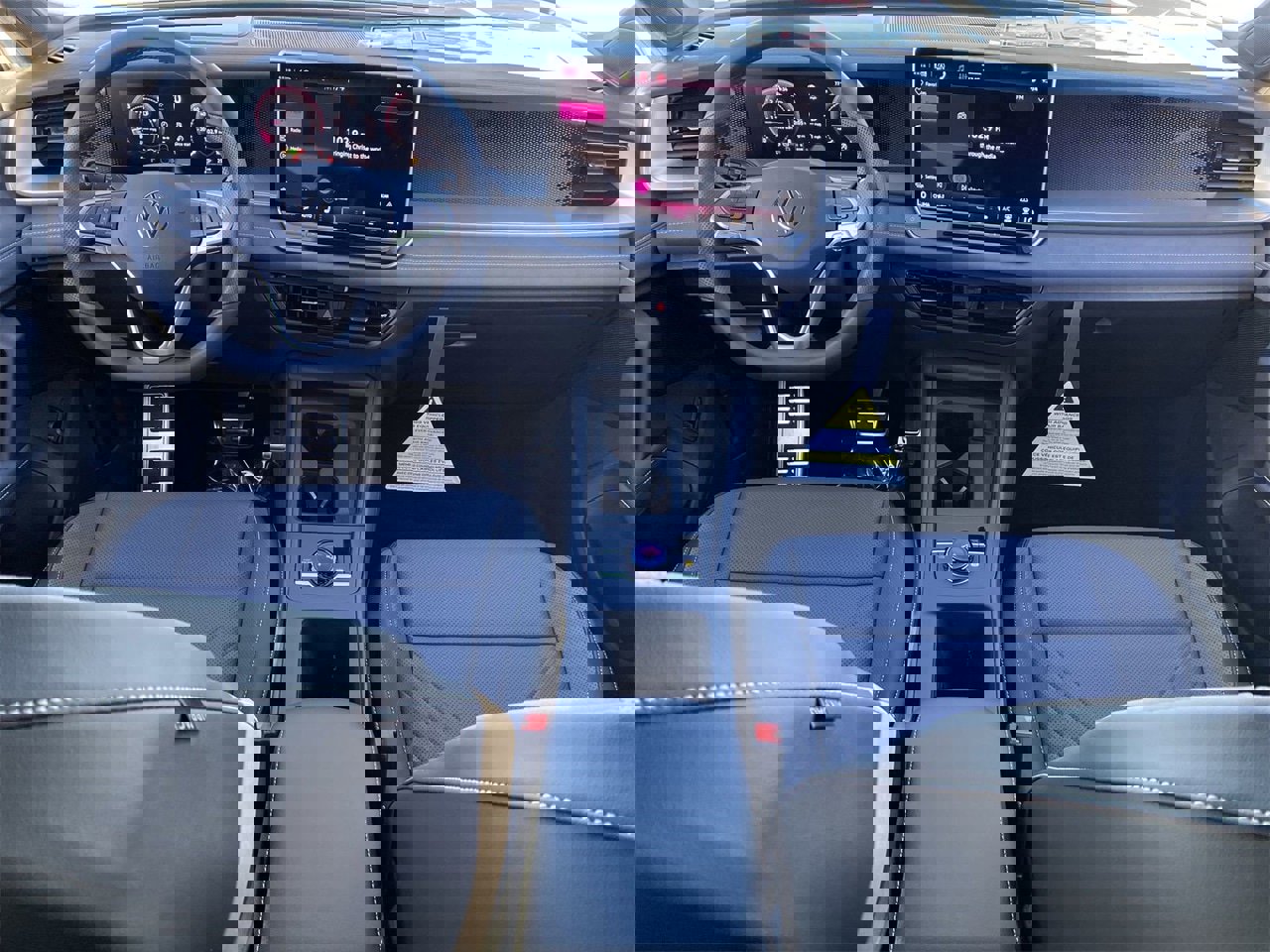 New 2026 Volkswagen Tiguan SE R-Line image 11