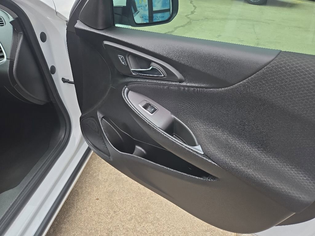 Used 2024 Chevrolet Malibu LS FWD image 64