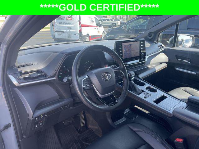 Certified 2022 Toyota Sienna XLE Woodland Edition AWD/4WD image 18