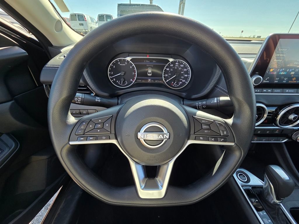 Used 2025 Nissan Sentra SV image 13