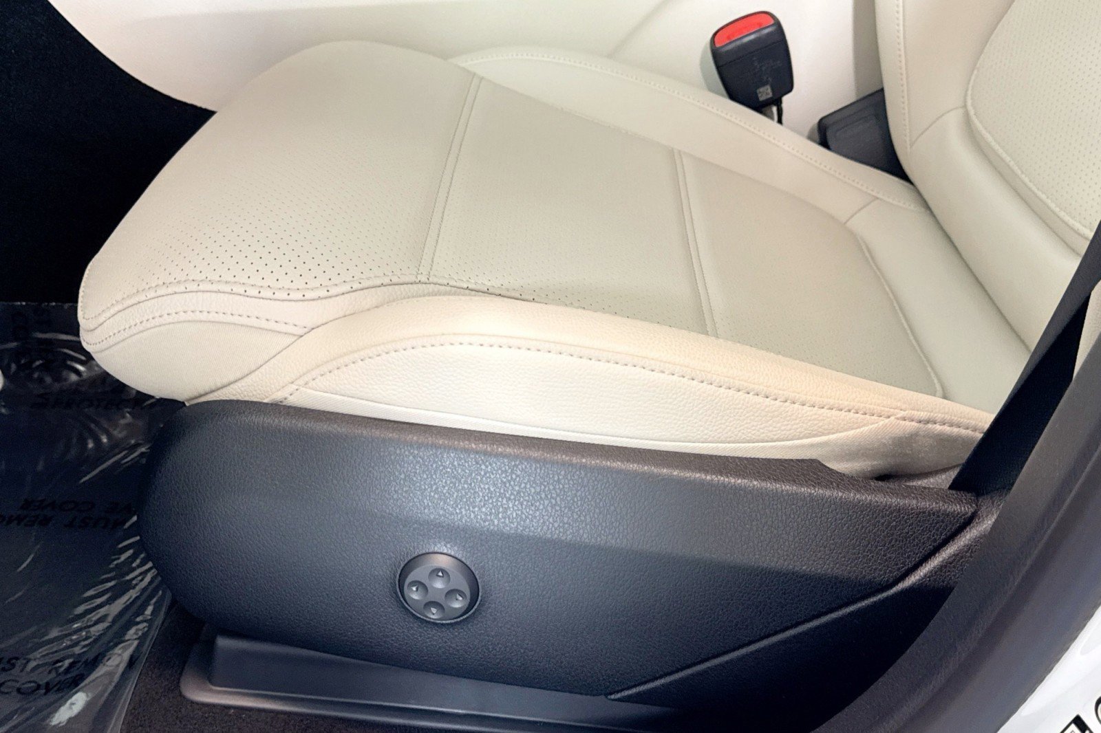 New 2026 Mercedes-Benz GLC 300 4MATIC image 17