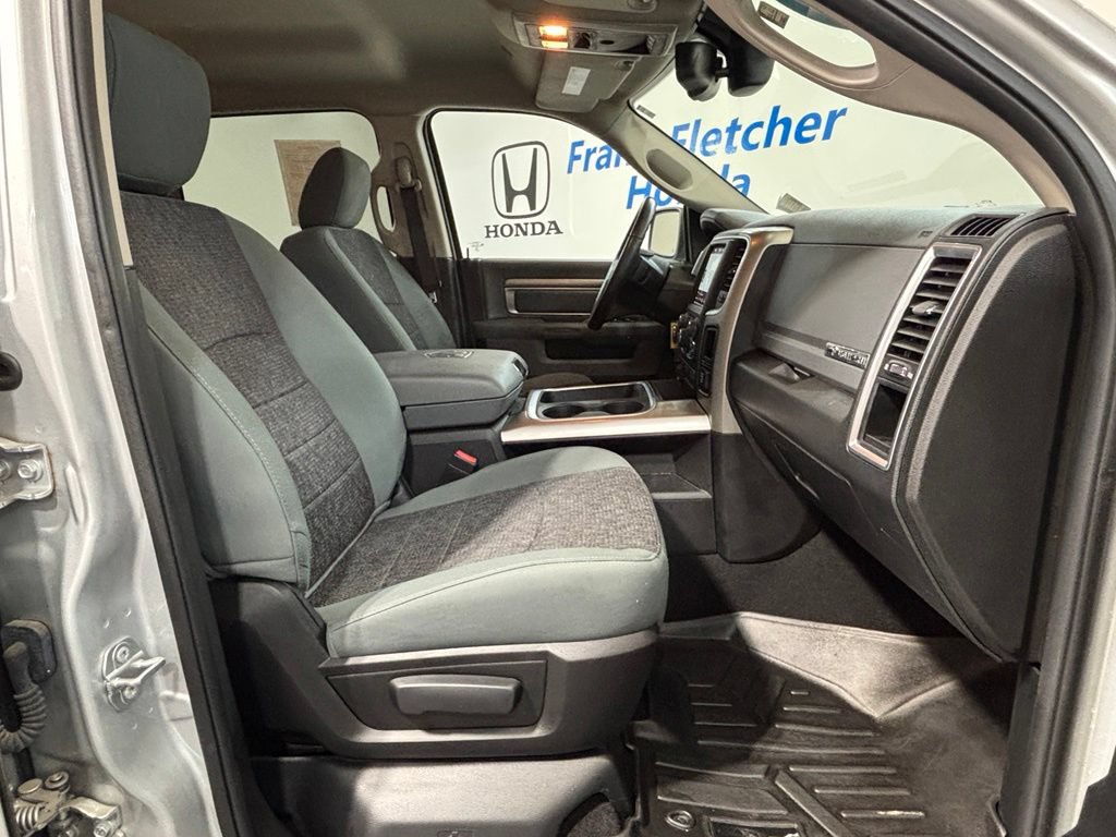 Used 2018 RAM 1500 Big Horn AWD/4WD image 31