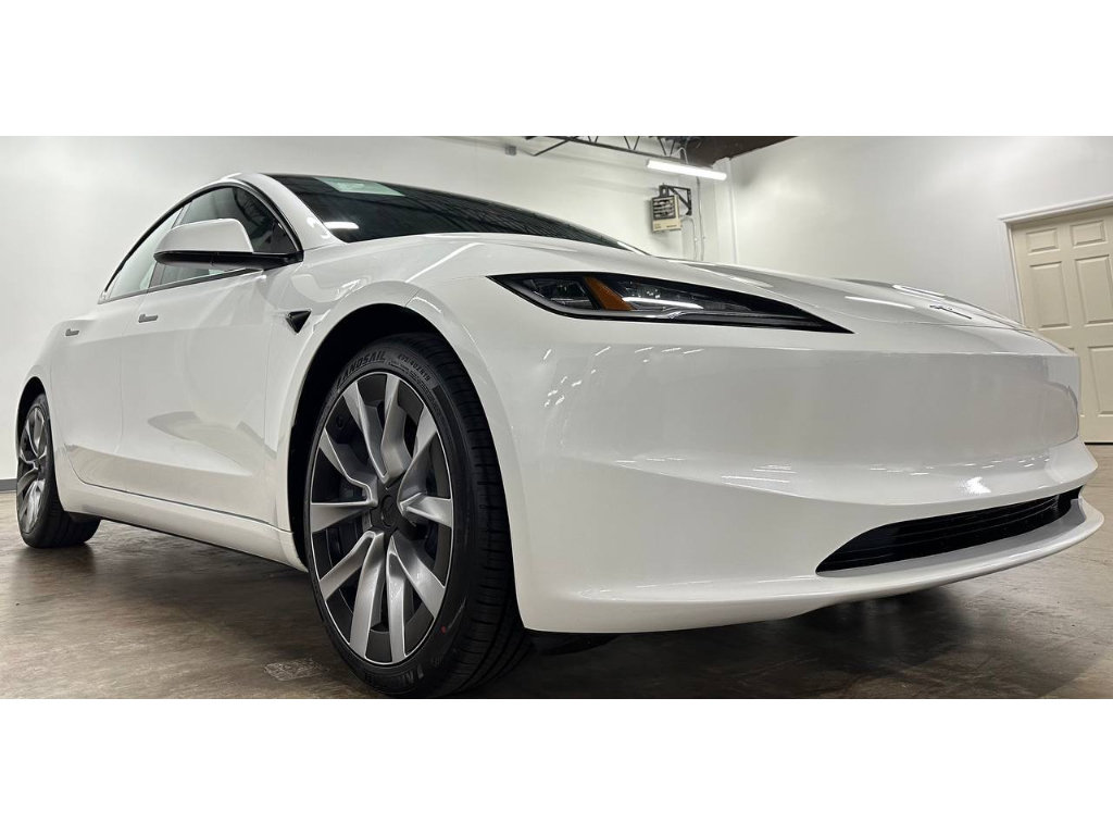 Used 2024 Tesla Model 3 Standard Range RWD image 7