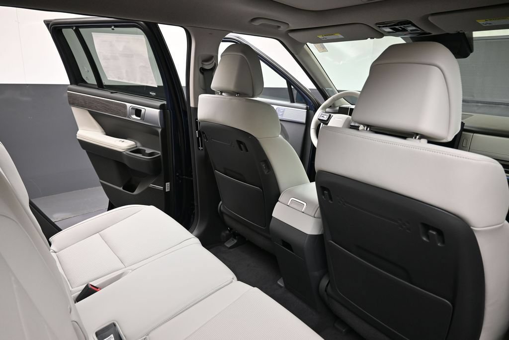 New 2026 Hyundai Santa Fe Limited AWD/4WD image 15