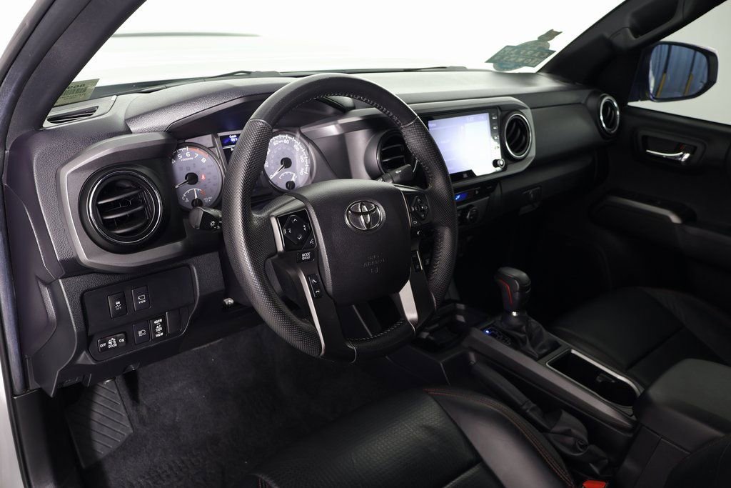 Used 2021 Toyota Tacoma TRD Pro AWD/4WD image 7